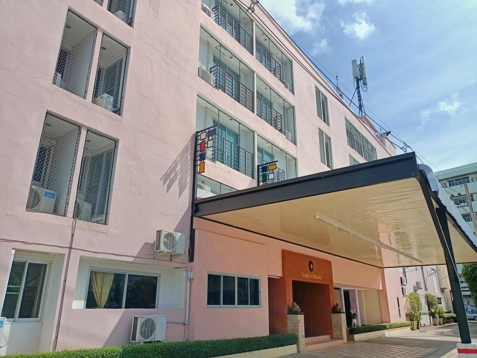 Wangkaew Hotel Пхитсанулок Экстерьер фото