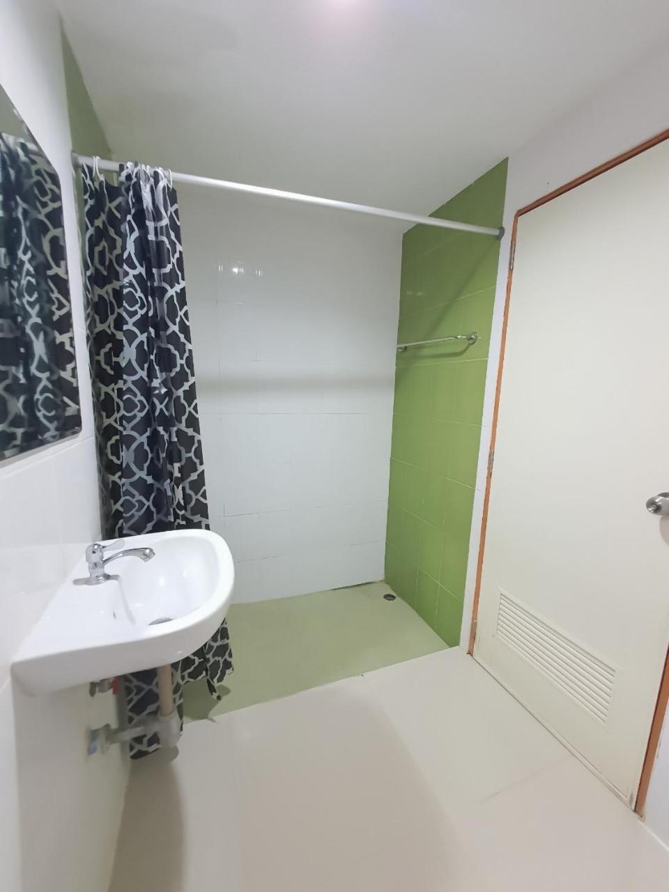 Wangkaew Hotel Пхитсанулок Экстерьер фото