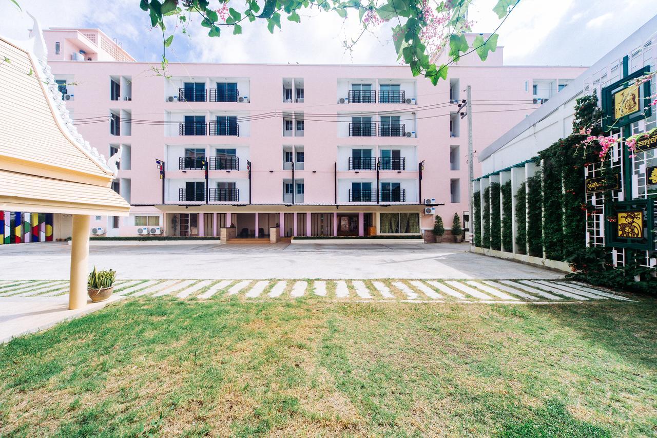 Wangkaew Hotel Пхитсанулок Экстерьер фото